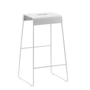 Hoker stalowy 65 cm A-stool Soft grey 24498 - Zone Denmark