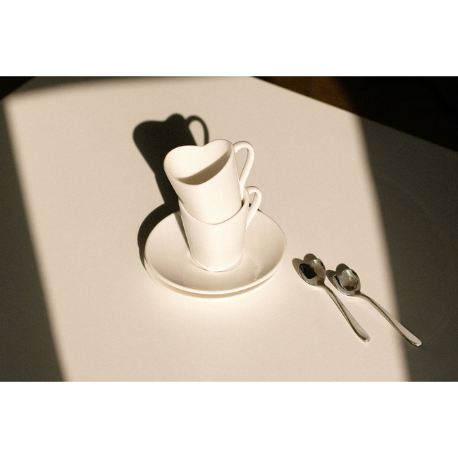 Filiżanki do espresso Alessi To MMI35SET2, 2 szt. z łyżeczkami w kształcie serca