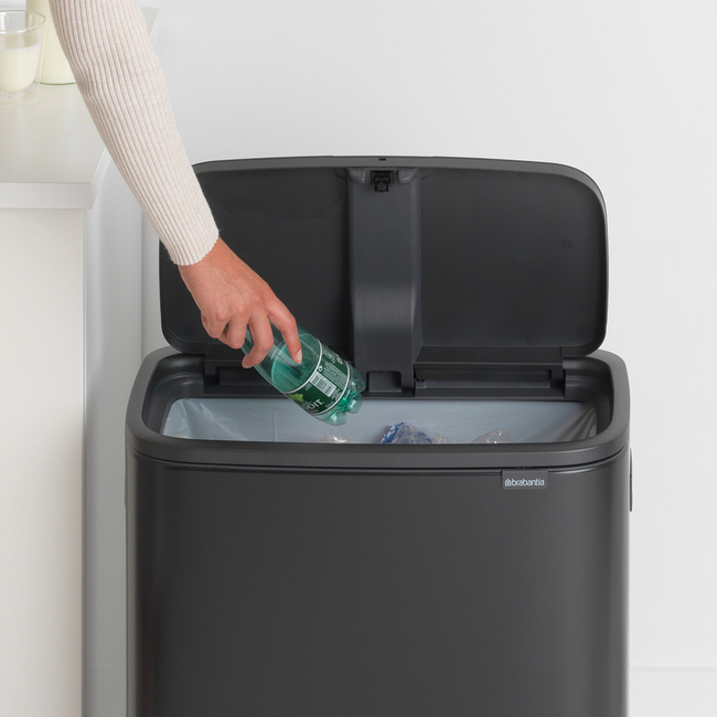 Kosz na śmieci Touch Bin BO 60l czarny mat - Brabantia