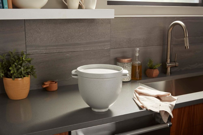 Ceramiczna dzieża do chleba z pokrywą KitchenAid 4,7 l 5KSM2CB5BGS do mikserów Artisan 5 i Classic