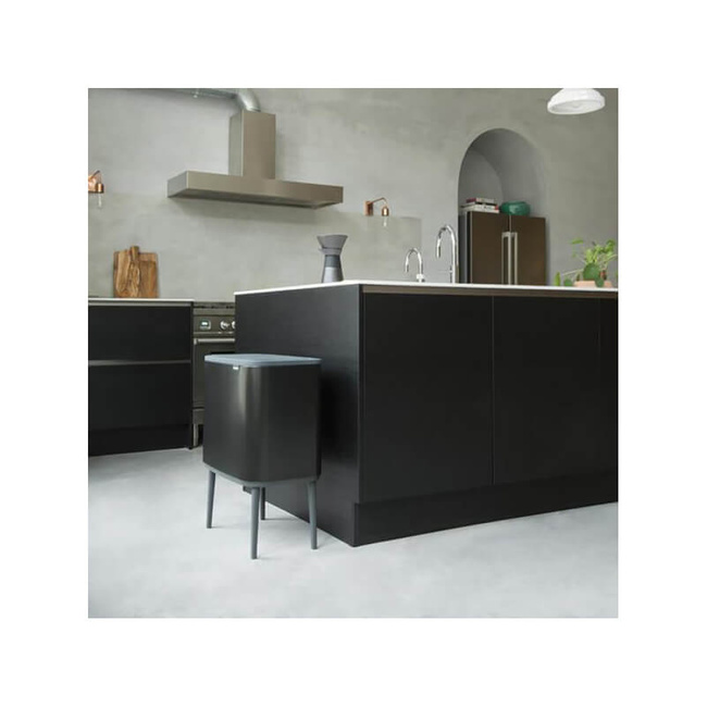 Kosz na śmieci BO touch bin - MATT BLACK - Brabantia