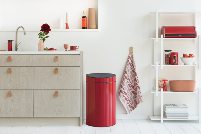 Kosz 40l touch bin new czerwony - Brabantia