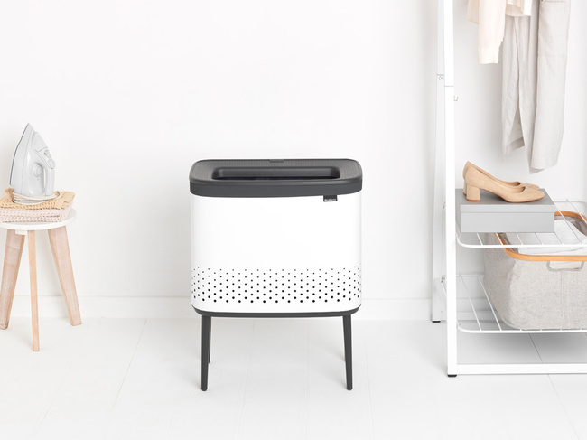 Kosz na pranie Brabantia Bo Laundry Bin 60 l, biały, z wyjmowanym workiem