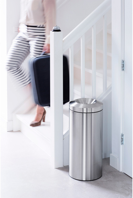 Kosz samogaszący Brabantia FlameGuard 30 l, Matt Steel