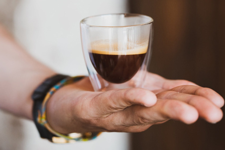 Filiżanki do espresso Amo 80 ml podwójna ścianka Vialli Design