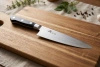 Nóż szefa kuchni Fuji Cutlery Akira Reigetsu FC-0106, gyuto 18 cm