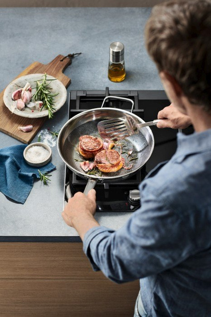 Patelnia Głęboka 28x7 Cm Cromargan Aluminium PermaDur WMF